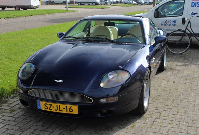 Aston Martin DB7