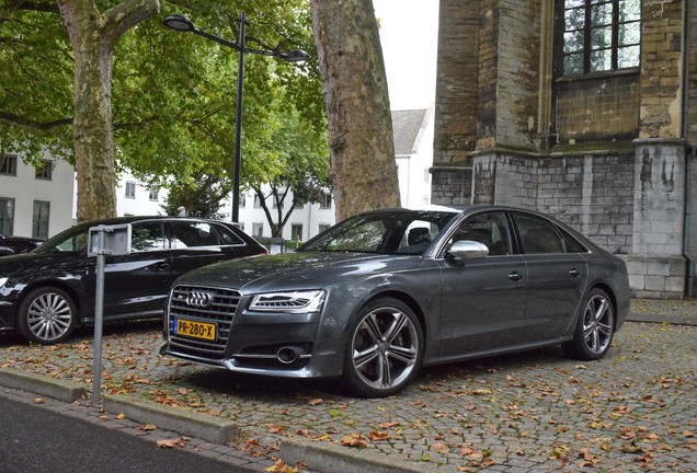 Audi S8 D4 2014