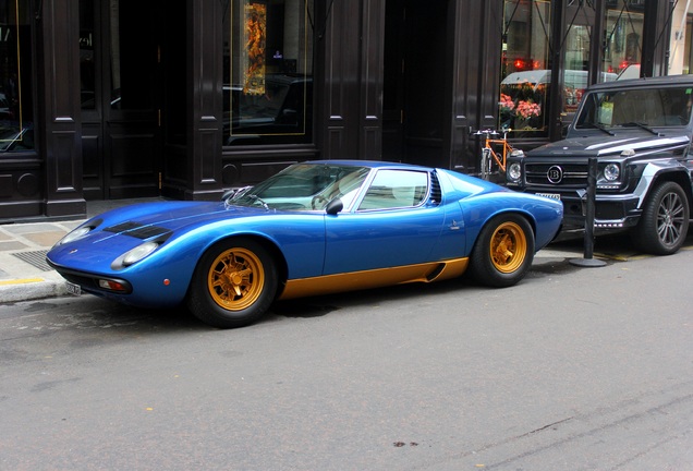 Lamborghini Miura P400 SV