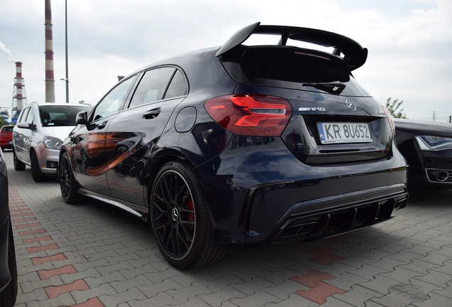 Mercedes-AMG A 45 W176 2015