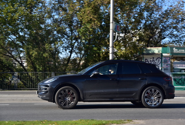 Porsche 95B Macan Turbo