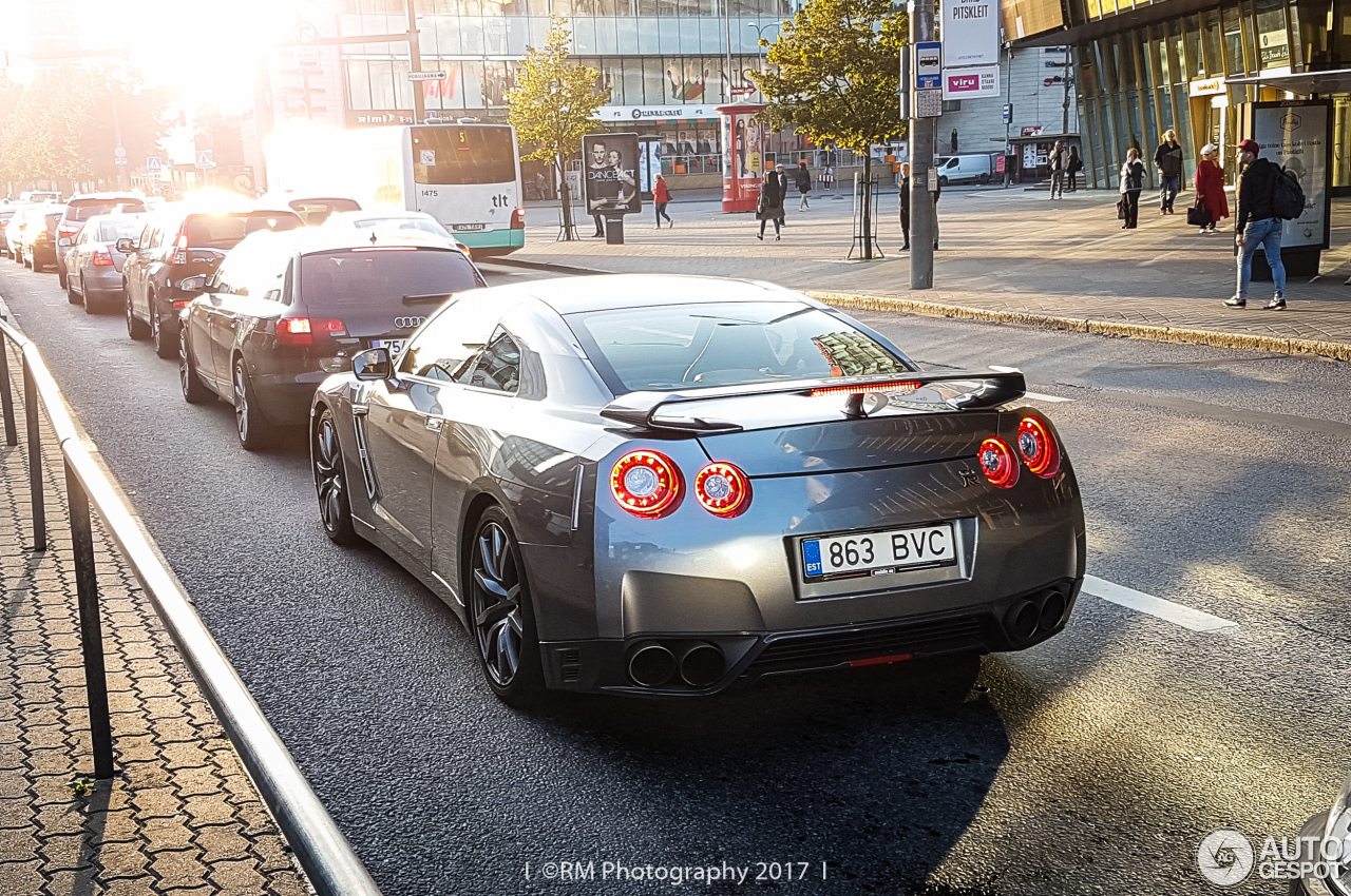 Nissan GT-R 2014