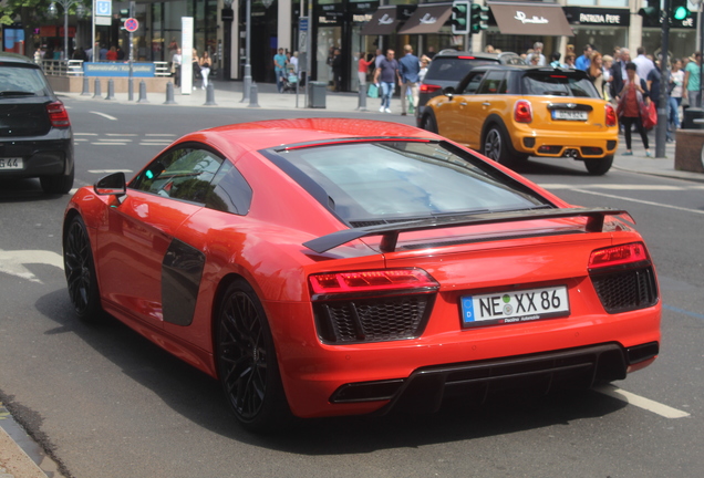 Audi R8 V10 Plus 2015