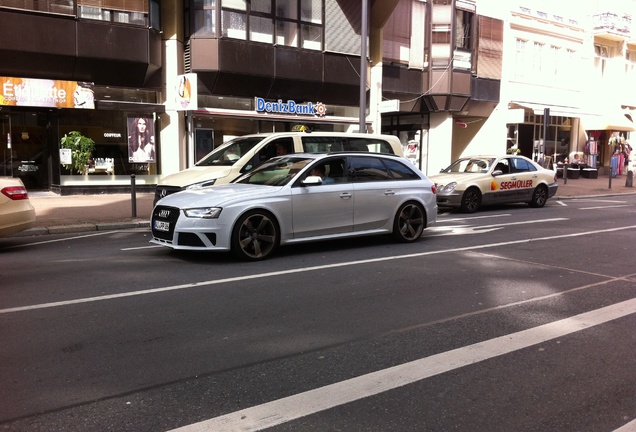 Audi RS4 Avant B8