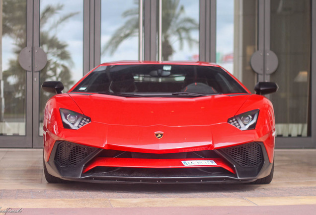 Lamborghini Aventador LP750-4 SuperVeloce