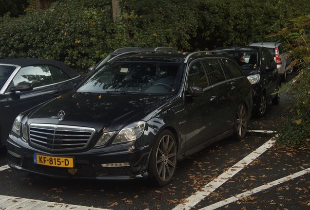 Mercedes-Benz E 63 AMG S212 V8 Biturbo