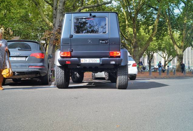 Mercedes-Benz G 500 4X4²