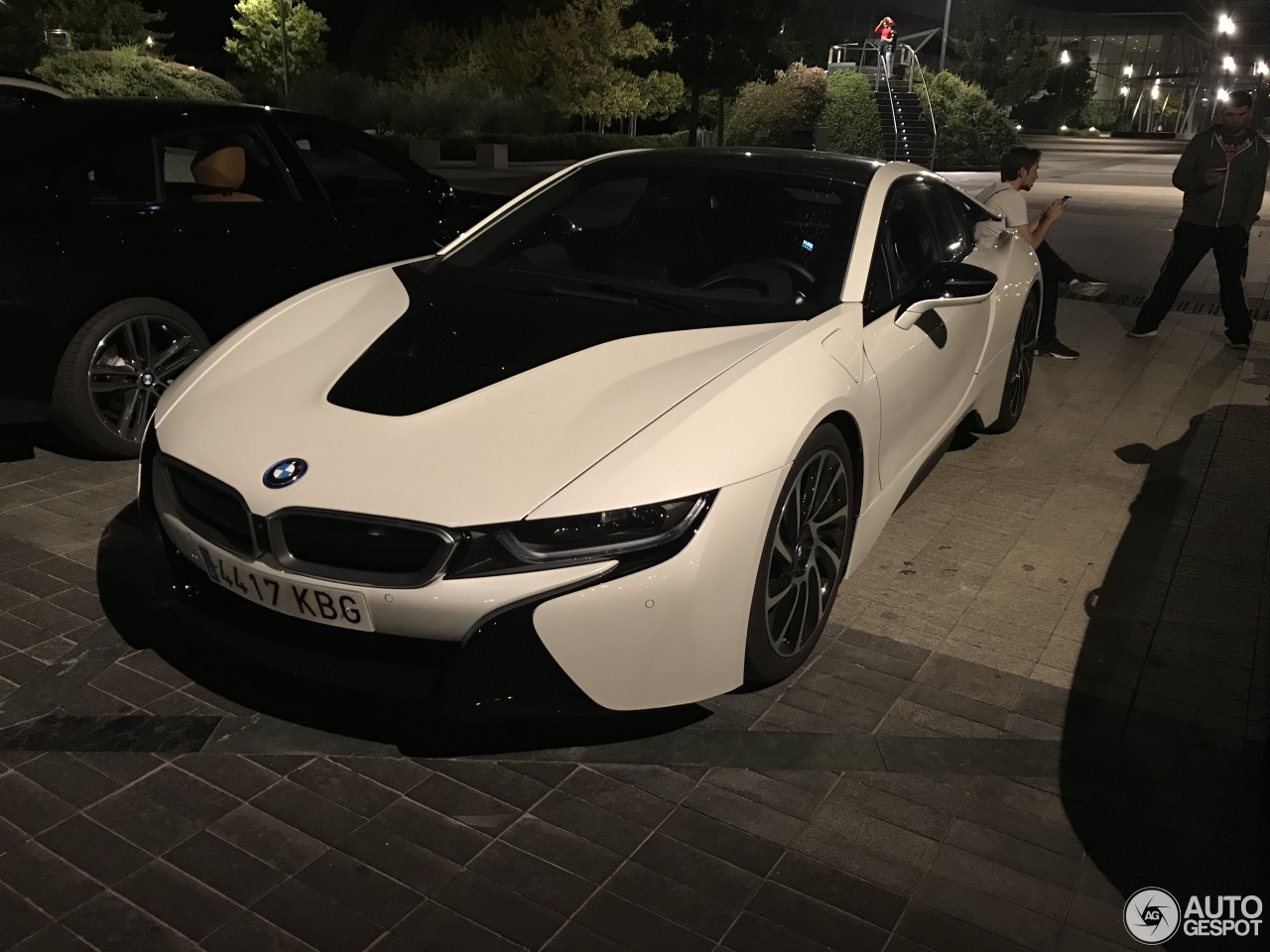 BMW i8