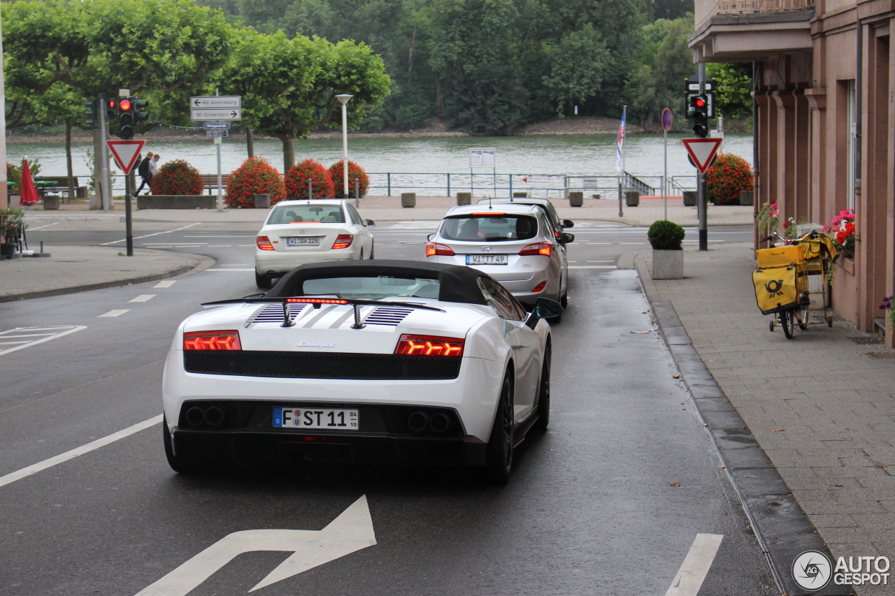 Lamborghini Gallardo LP570-4 Spyder Performante