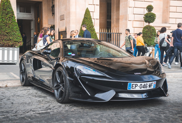 McLaren 570S