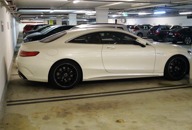 Mercedes-AMG S 63 Coupé C217