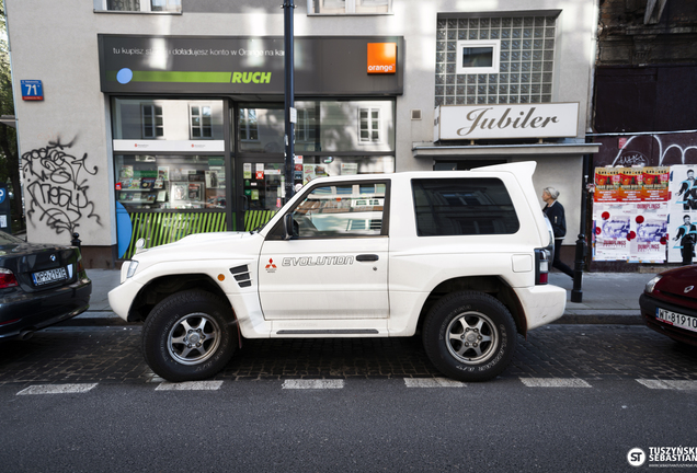 Mitsubishi Pajero Evolution