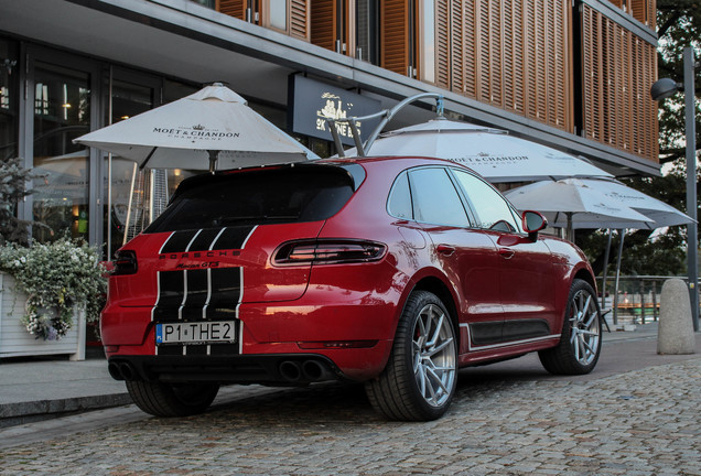 Porsche 95B Macan GTS