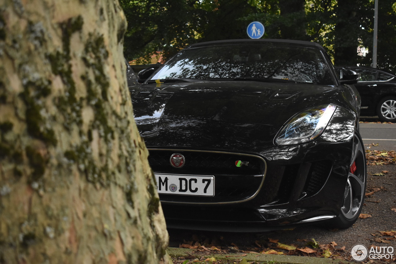 Jaguar F-TYPE R AWD Convertible