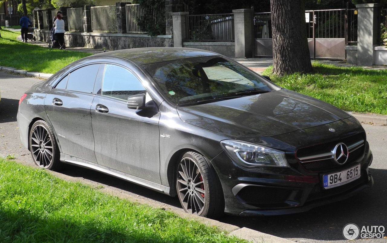 Mercedes-Benz CLA 45 AMG C117