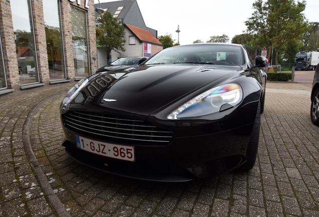 Aston Martin Virage 2011