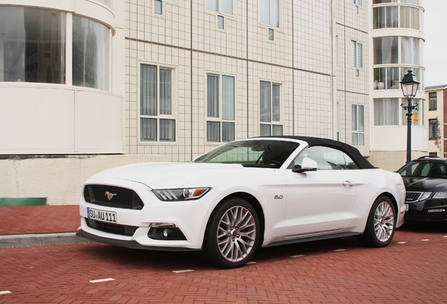 Ford Mustang GT Convertible 2015