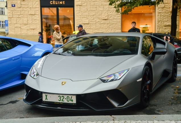 Lamborghini Huracán LP640-4 Performante