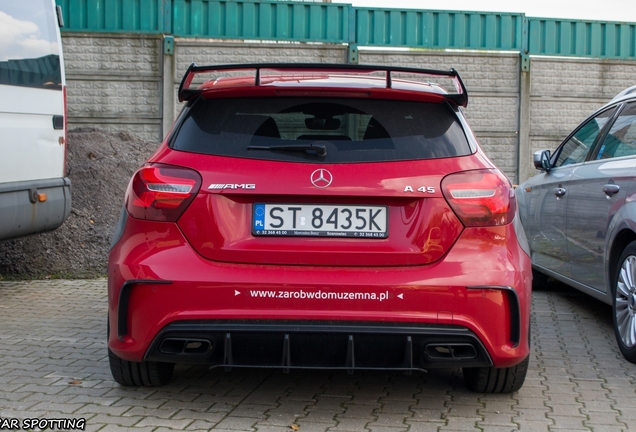 Mercedes-AMG A 45 W176 2015