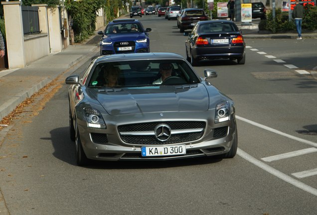 Mercedes-Benz SLS AMG