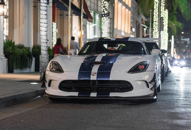 SRT Viper GTS-R Commemorative Edition