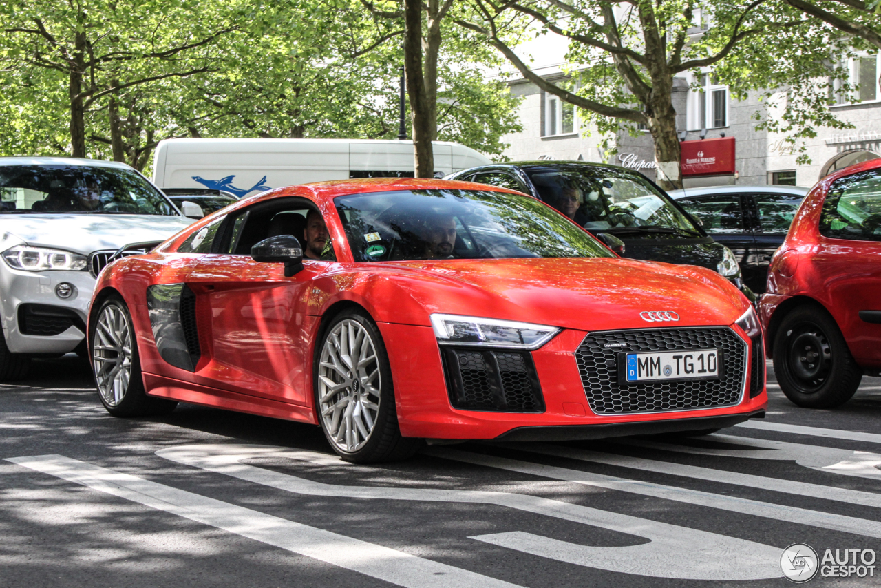 Audi R8 V10 Plus 2015