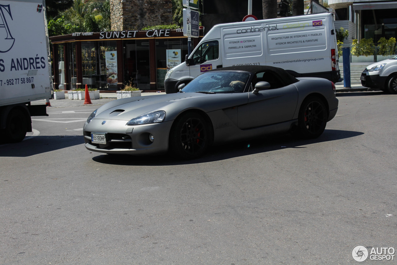 Dodge Viper SRT-10 Roadster 2003