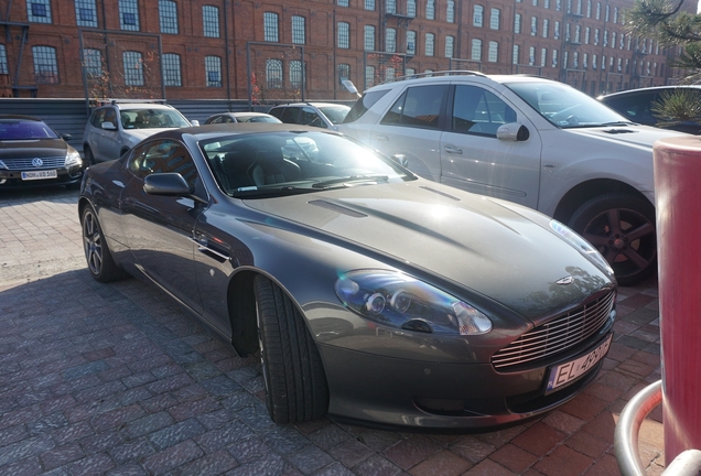 Aston Martin DB9