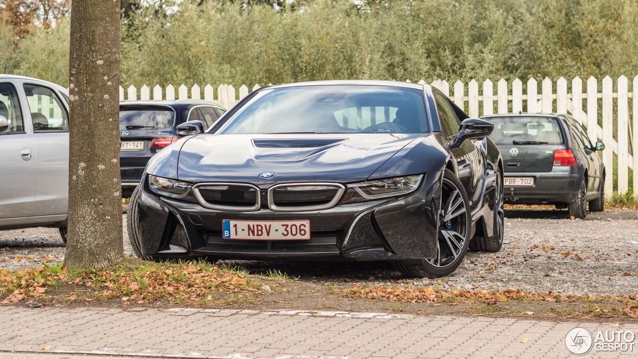 BMW i8