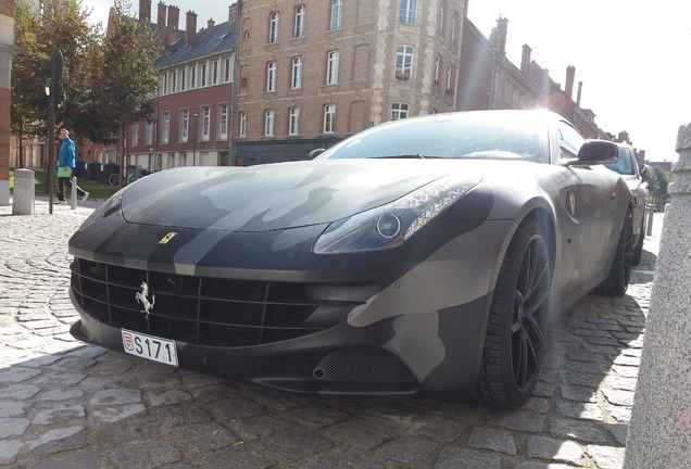 Ferrari FF