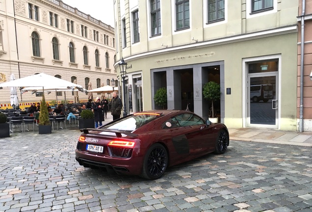 Audi R8 V10 Plus 2015