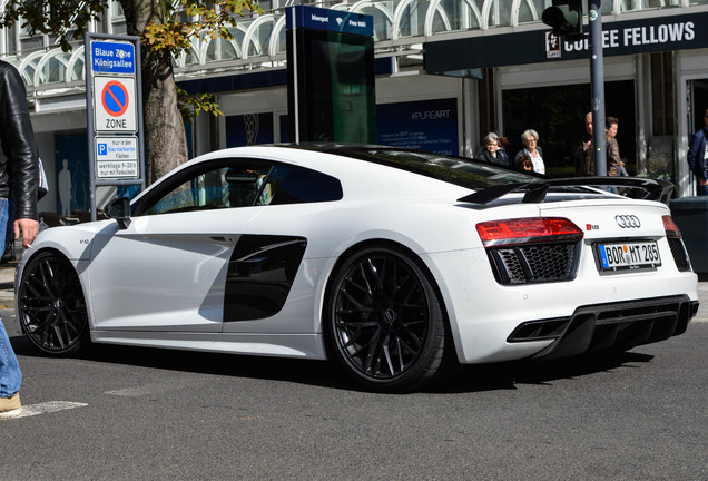 Audi R8 V10 Plus 2015