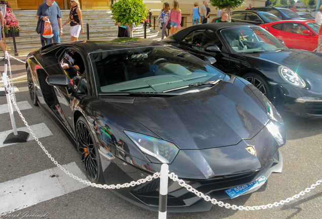 Lamborghini Aventador S LP740-4