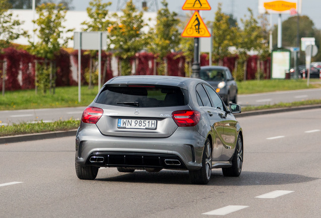 Mercedes-AMG A 45 W176 2015