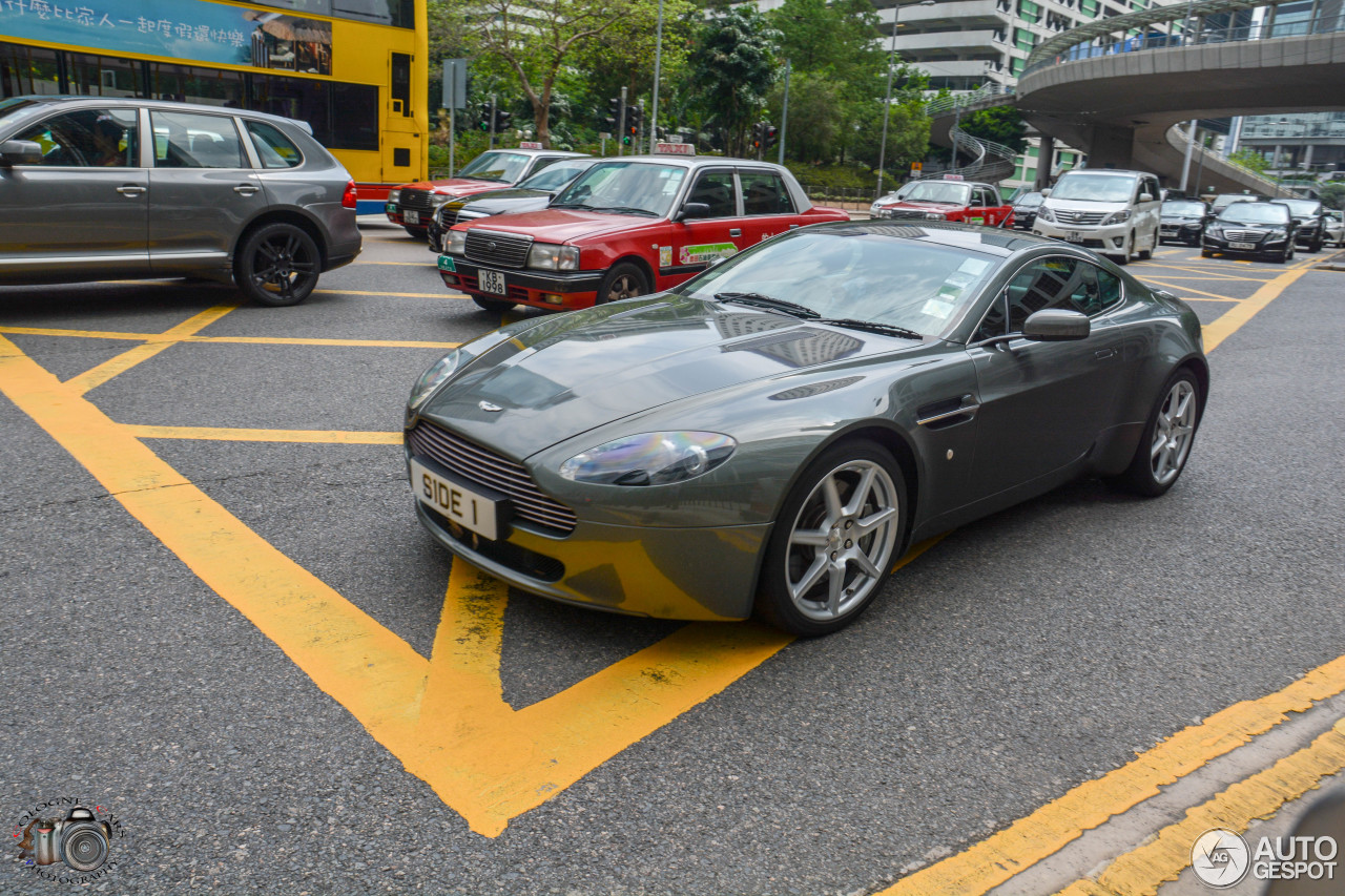 Aston Martin V8 Vantage