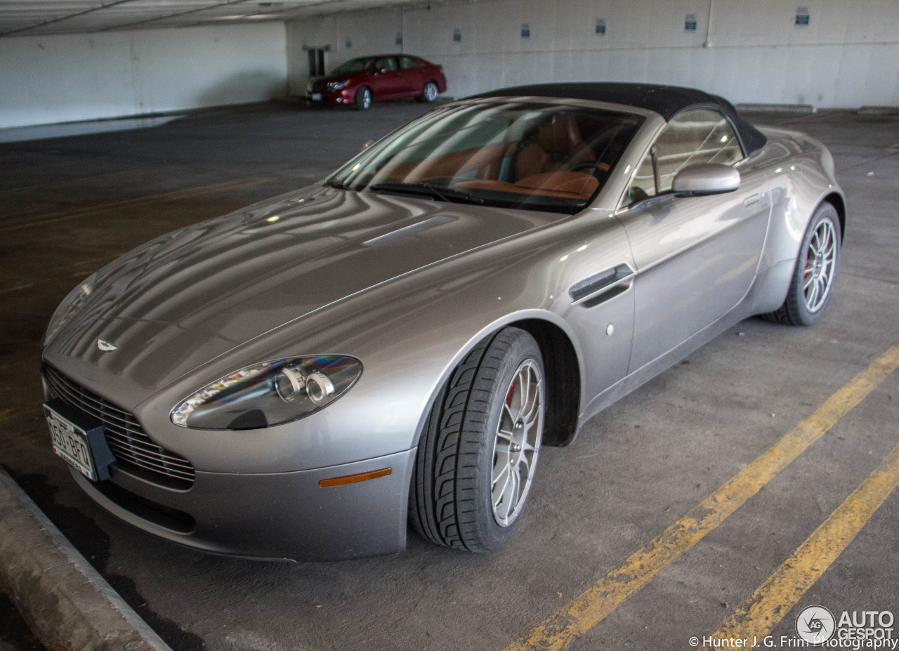 Aston Martin V8 Vantage Roadster