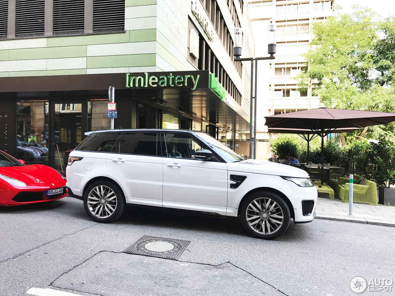 Land Rover Range Rover Sport SVR