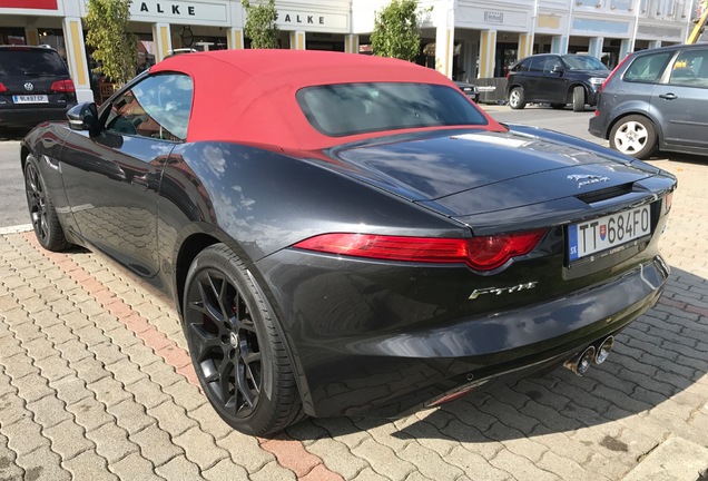 Jaguar F-TYPE S Convertible