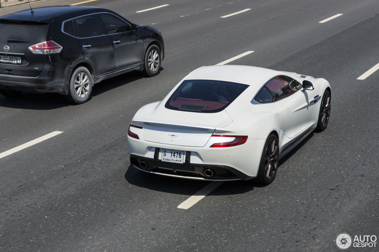 Aston Martin Vanquish 2013