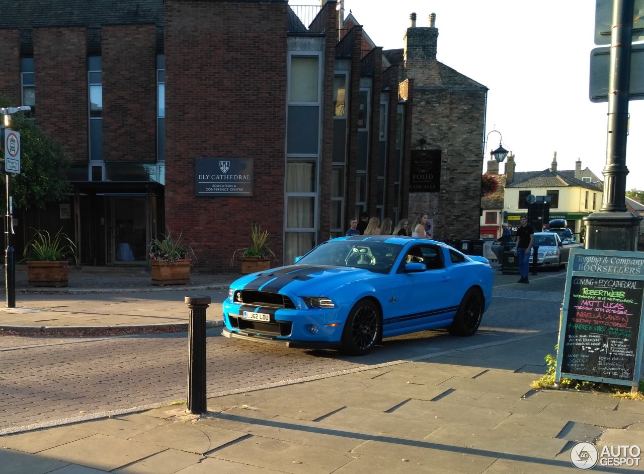 Ford Mustang Shelby GT500 2013