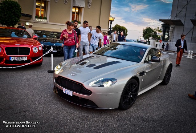 Aston Martin V12 Vantage S