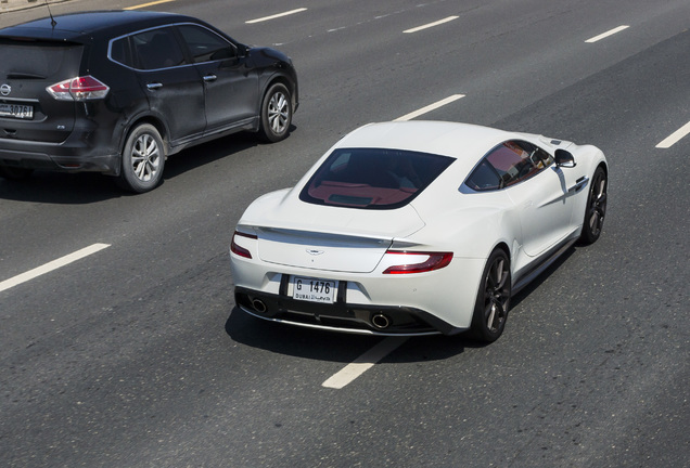 Aston Martin Vanquish 2013