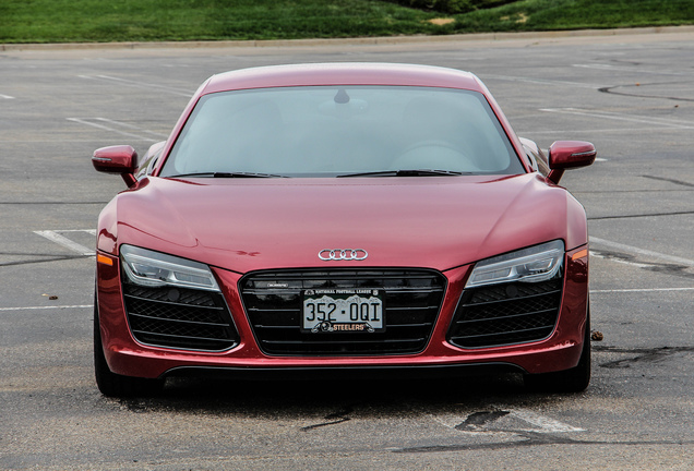 Audi R8 2013