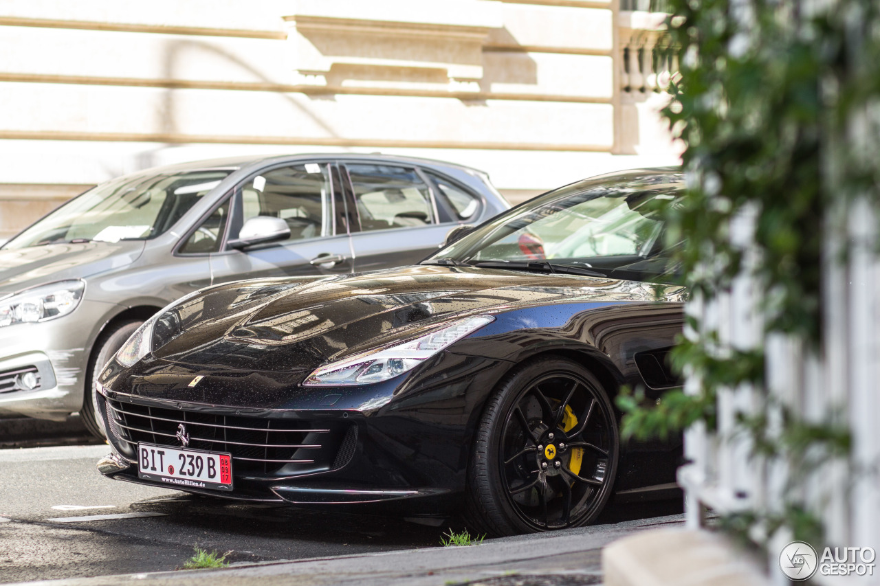 Ferrari GTC4Lusso