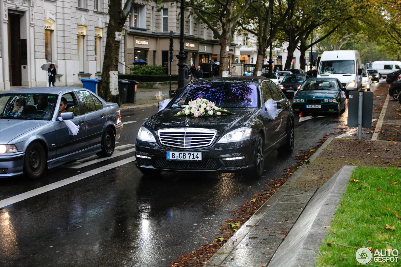 Mercedes-Benz S 63 AMG W221 2011