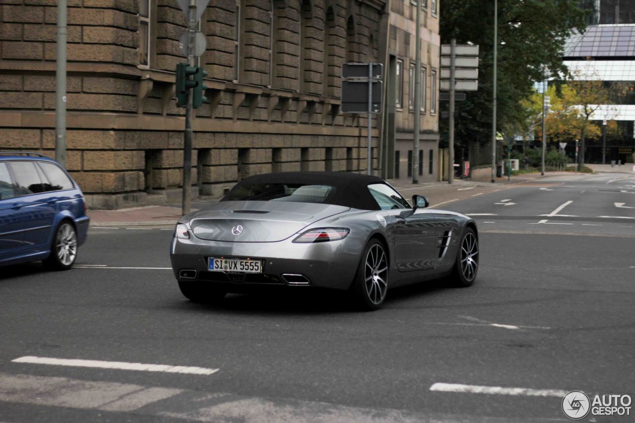 Mercedes-Benz SLS AMG Roadster