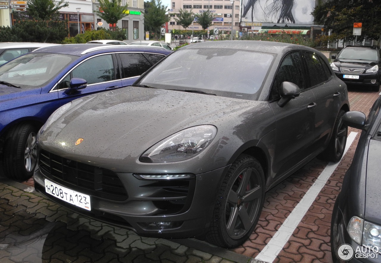 Porsche 95B Macan GTS