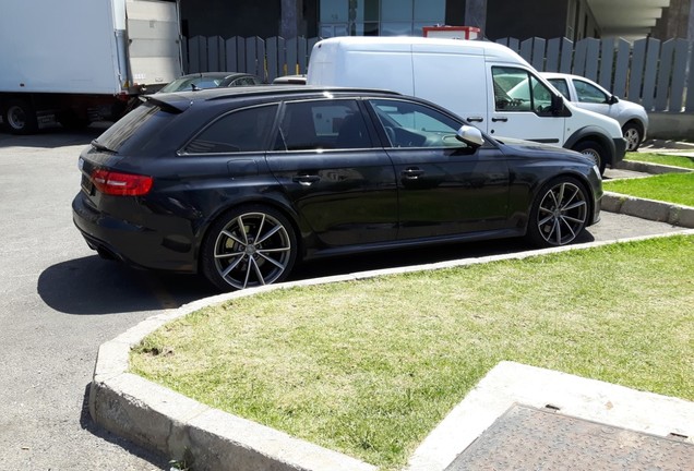 Audi RS4 Avant B8