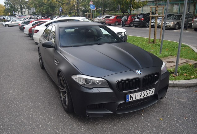 BMW M5 F10 2011