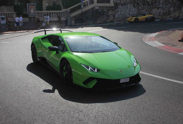 Lamborghini Huracán LP640-4 Performante